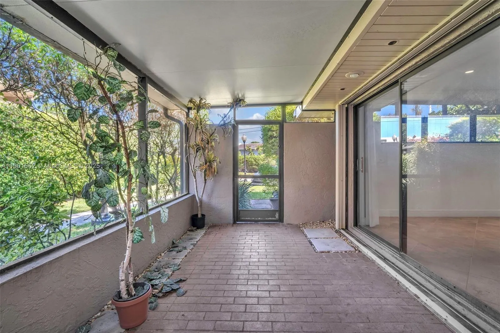 201 Dunwoody Ln, #17-87