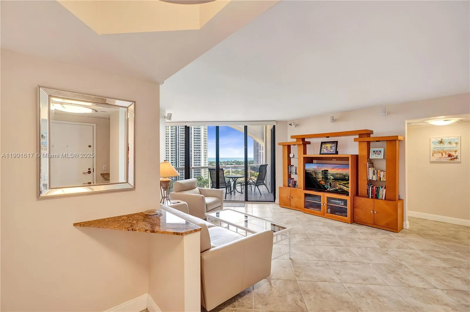 3610 Yacht Club Dr, #PH07