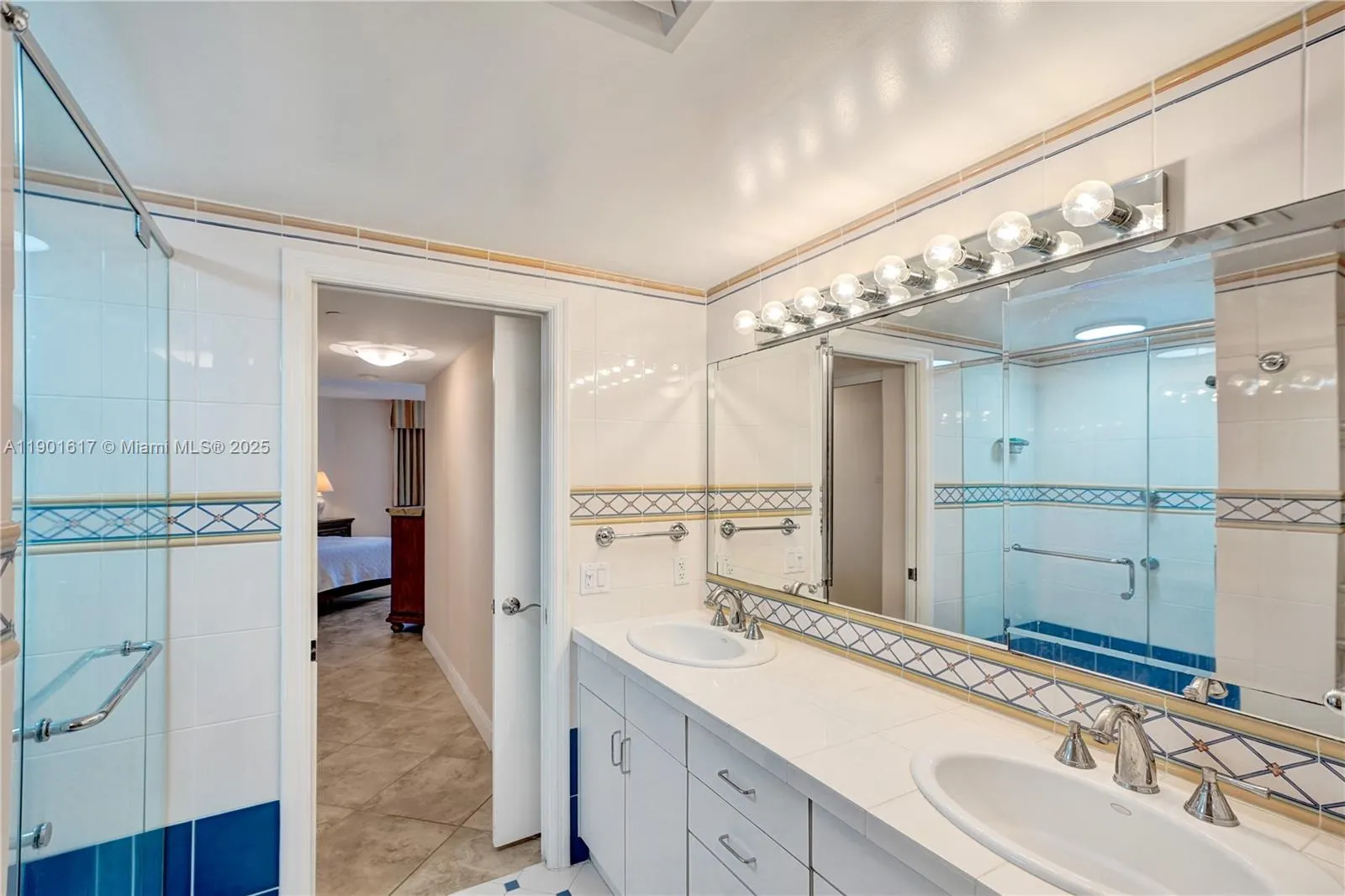 3610 Yacht Club Dr, #PH07