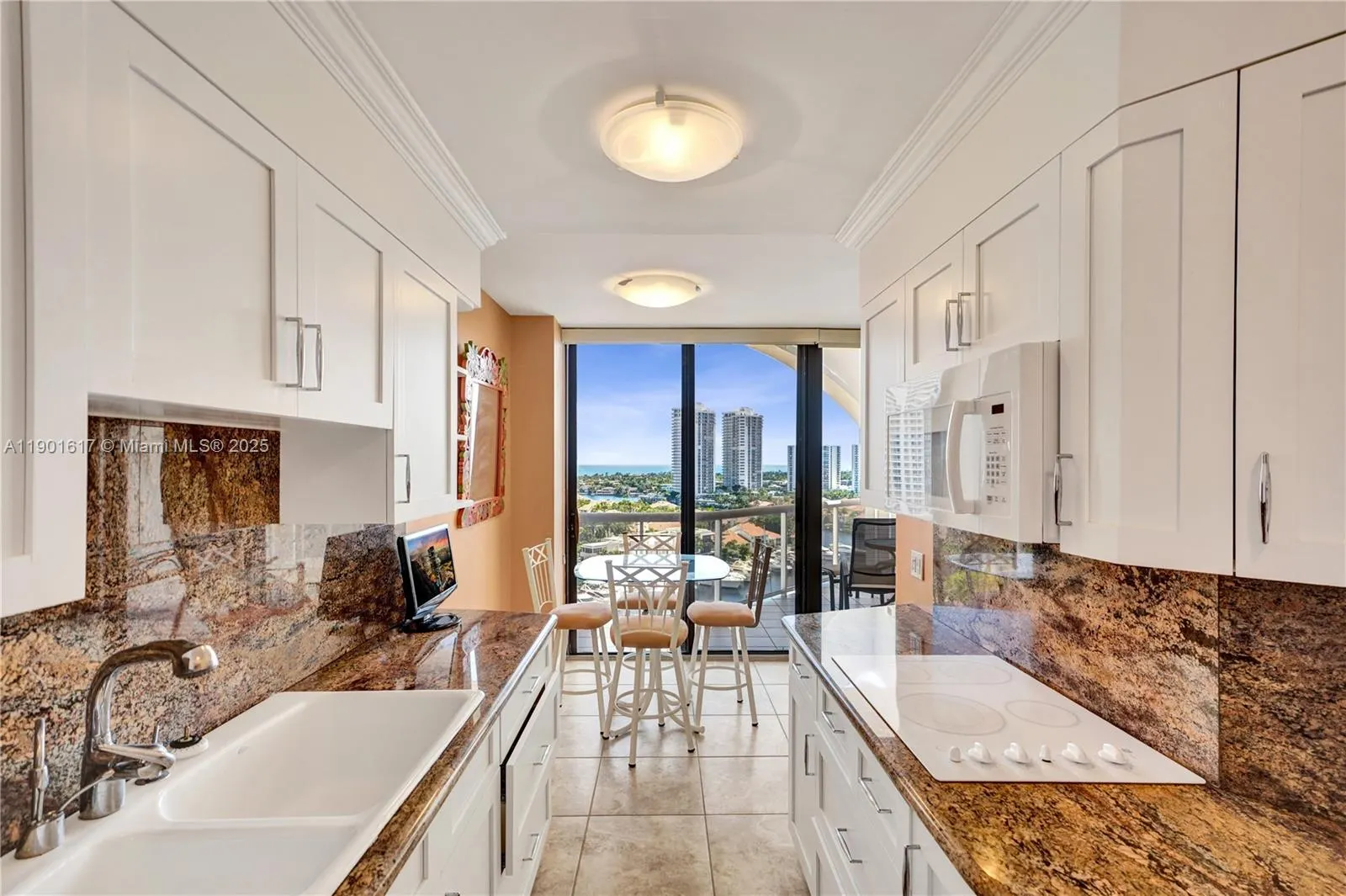 3610 Yacht Club Dr, #PH07