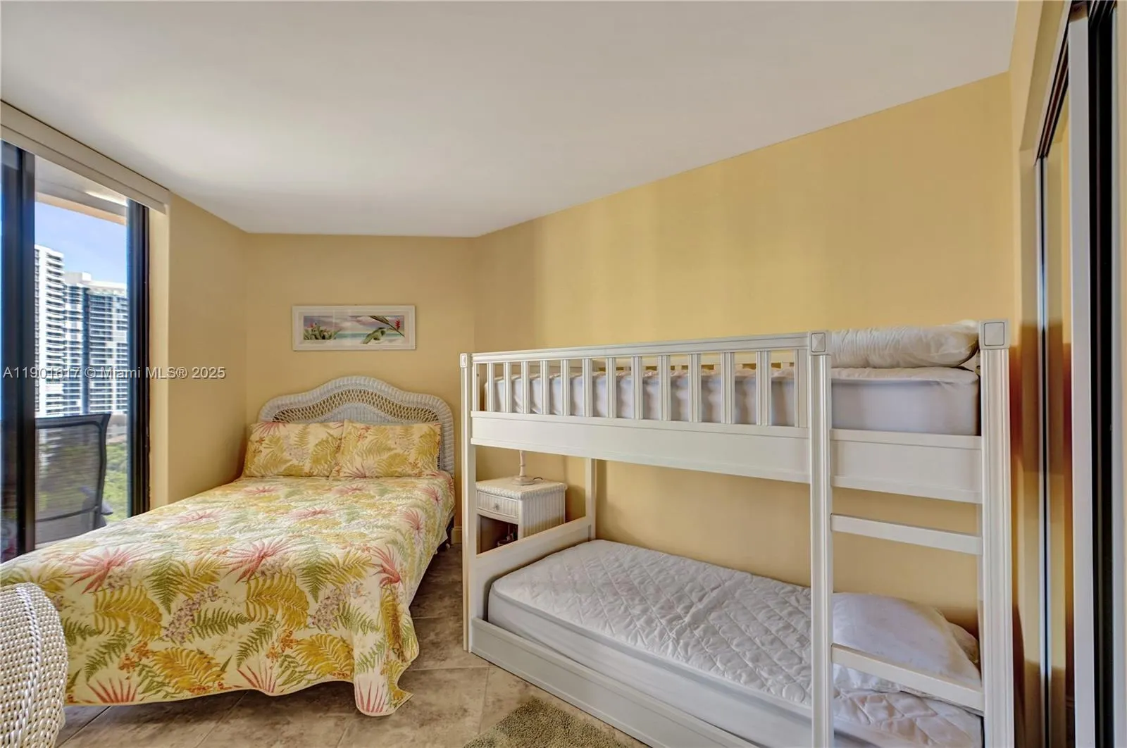 3610 Yacht Club Dr, #PH07