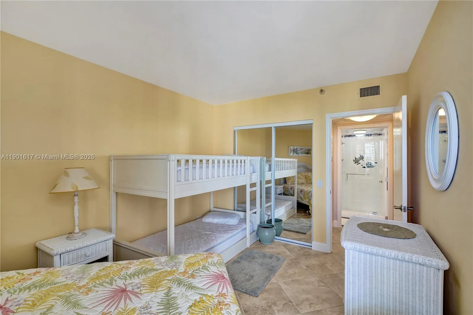 3610 Yacht Club Dr, #PH07