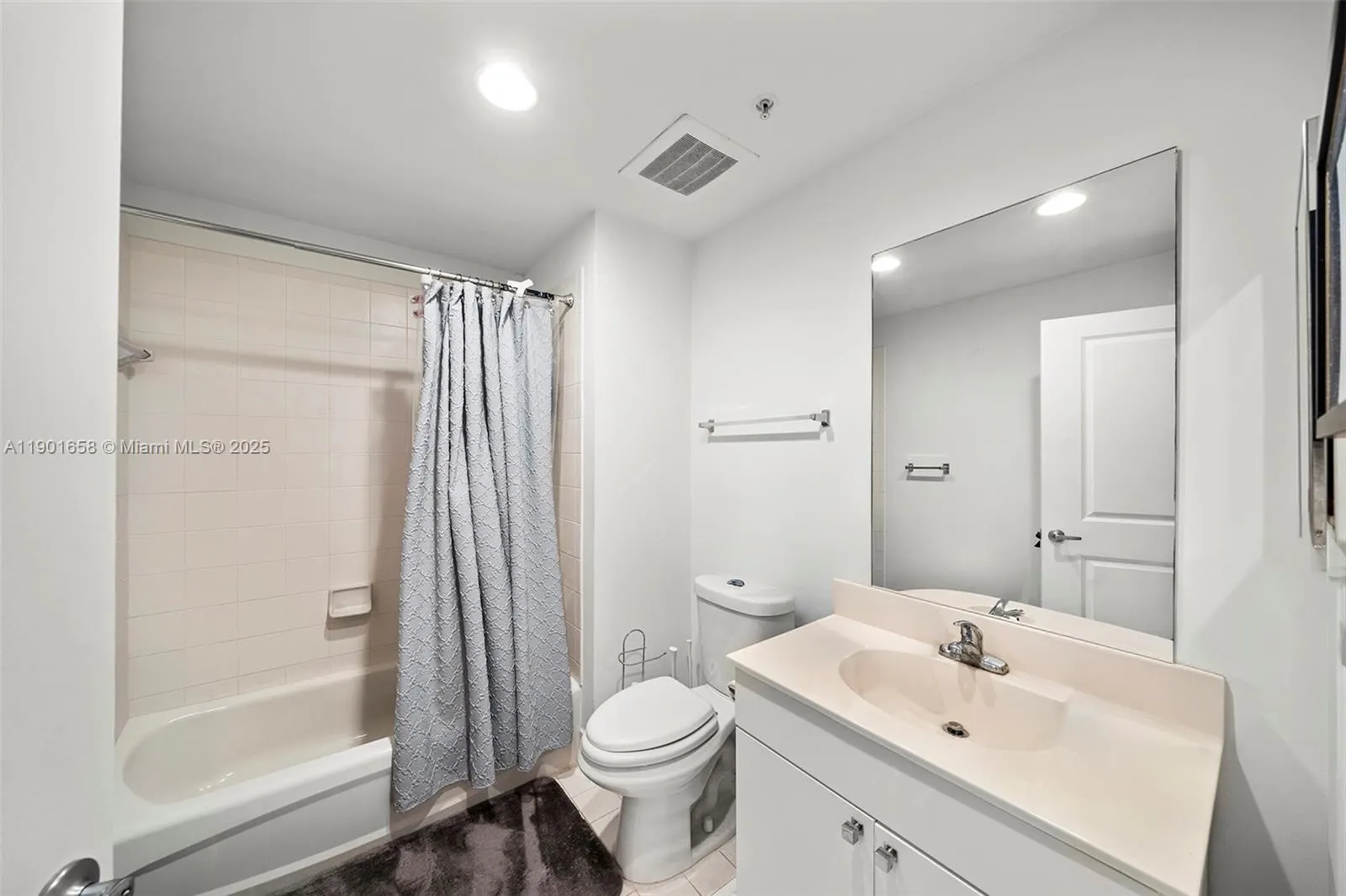 10 Aragon Ave, #1417