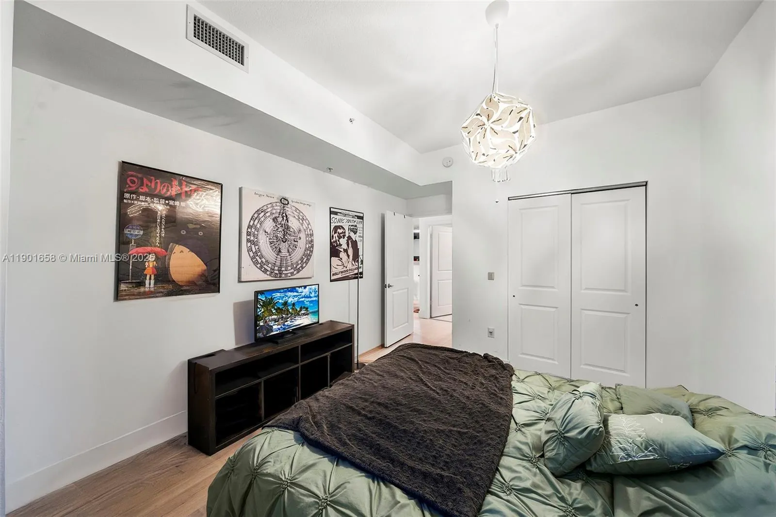 10 Aragon Ave, #1417