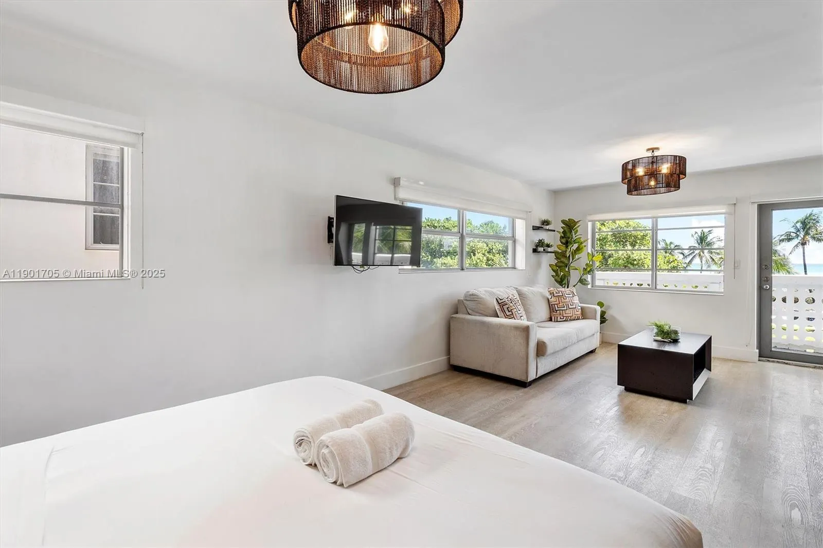 1024 Ocean Dr, #A301