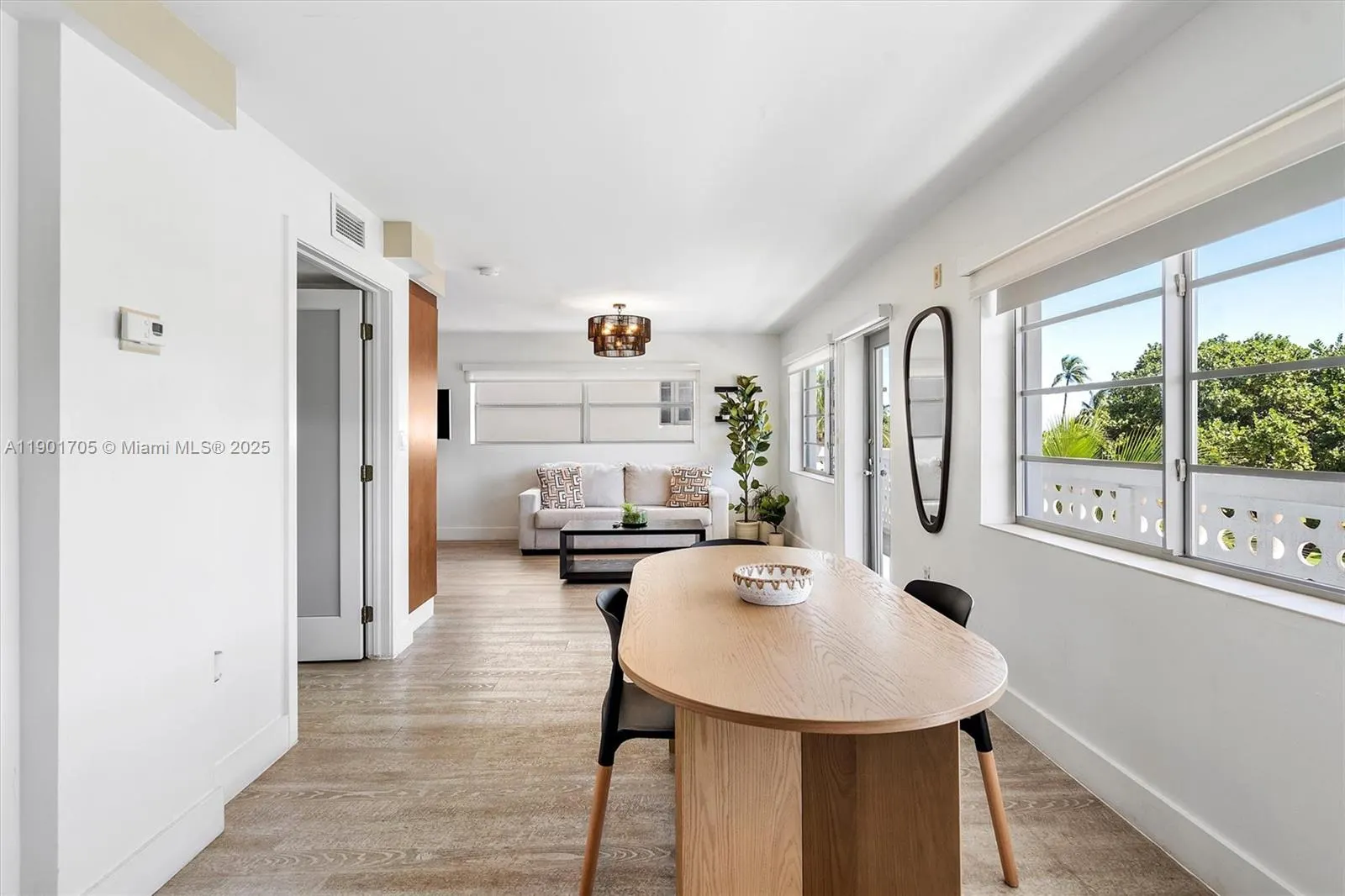 1024 Ocean Dr, #A301