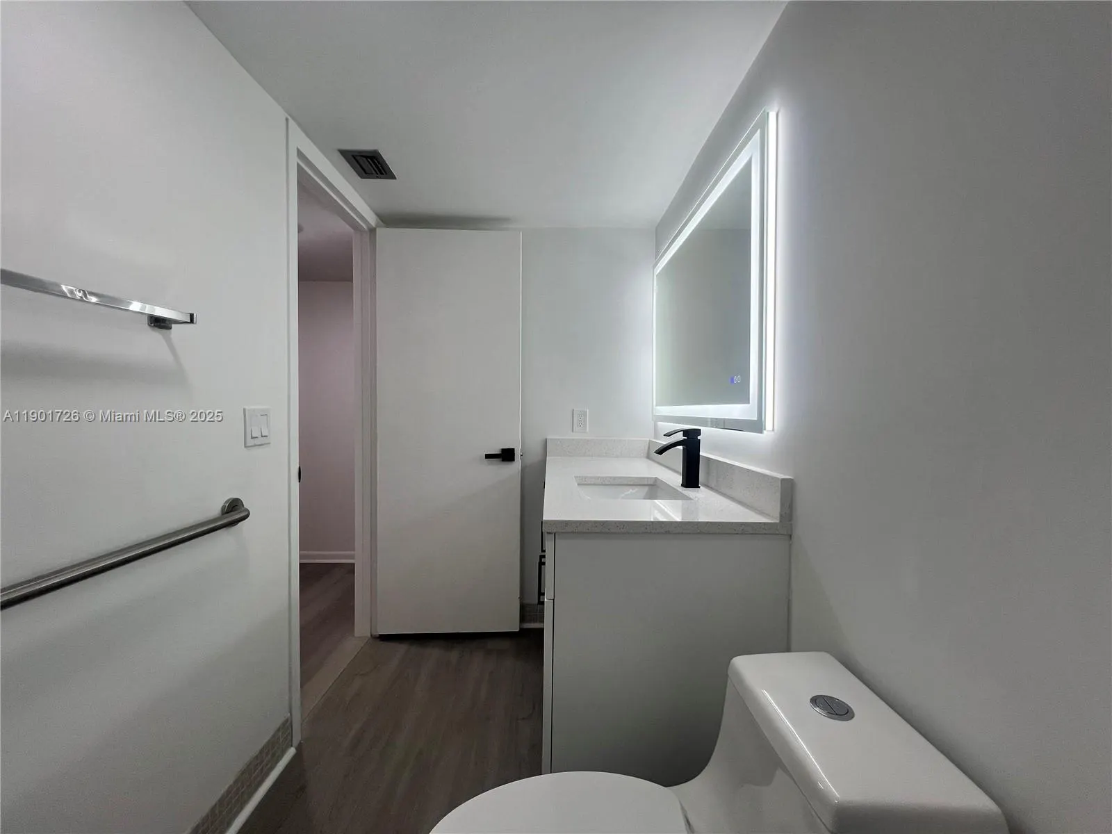 3089 E Yarmouth  E, #3089