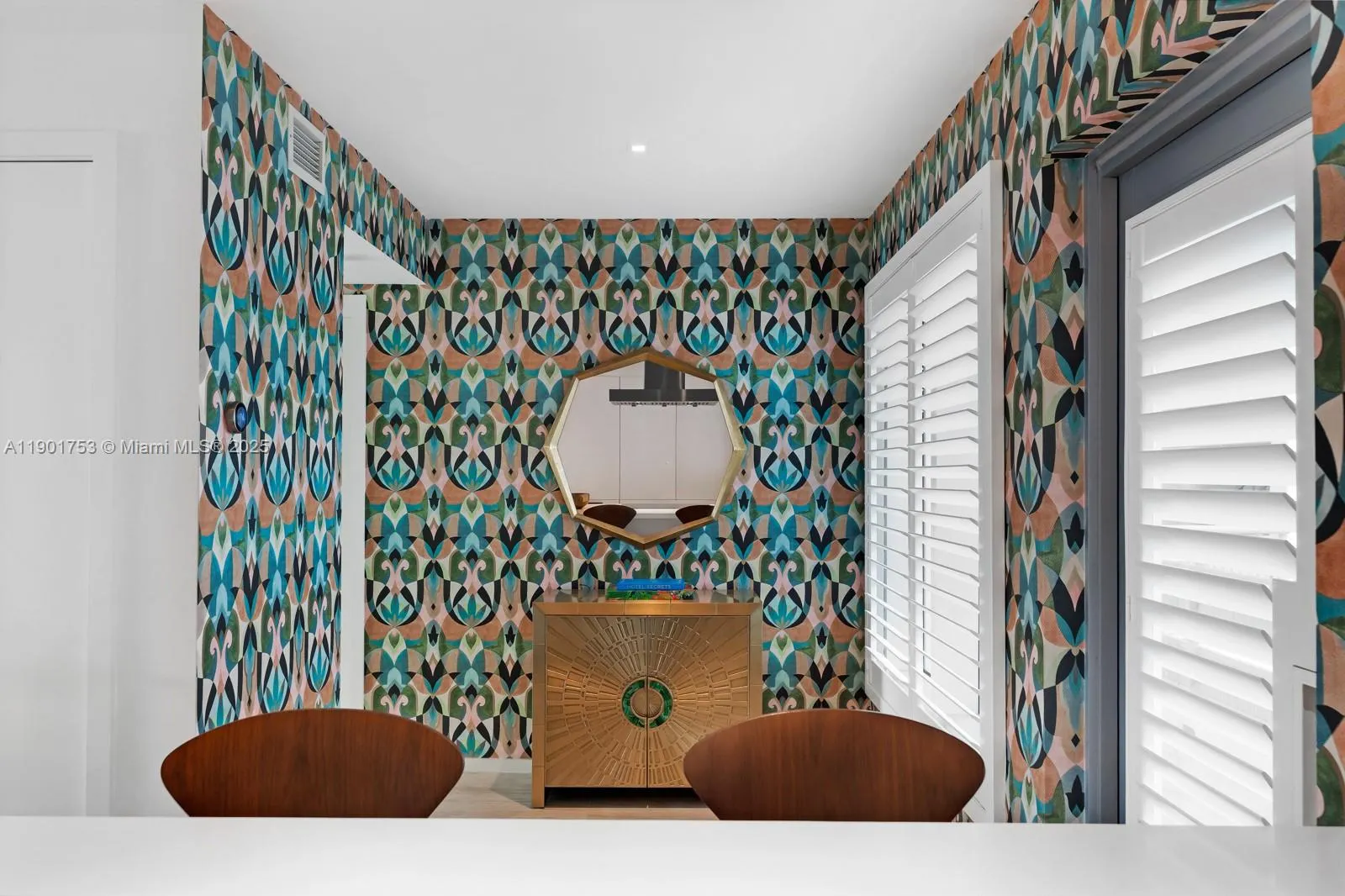 1491 Lincoln Ter, #202