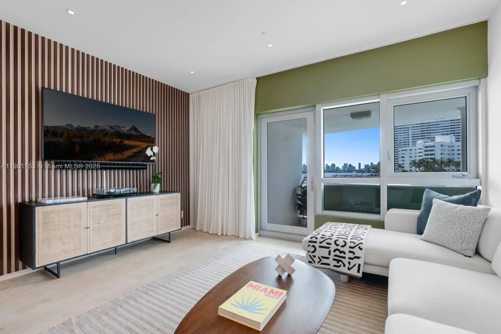 1491 Lincoln Ter, #202