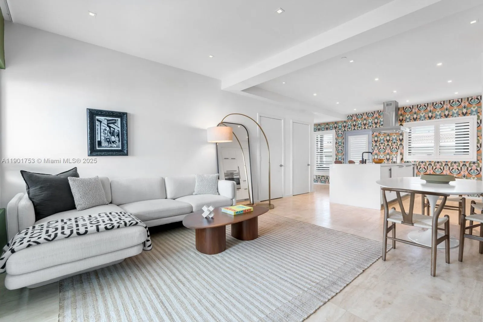 1491 Lincoln Ter, #202