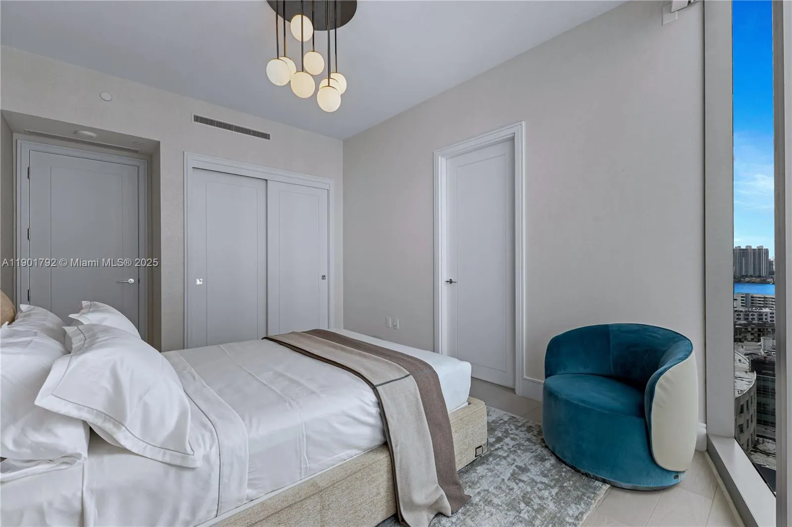 17975 Collins Ave, #N-1602