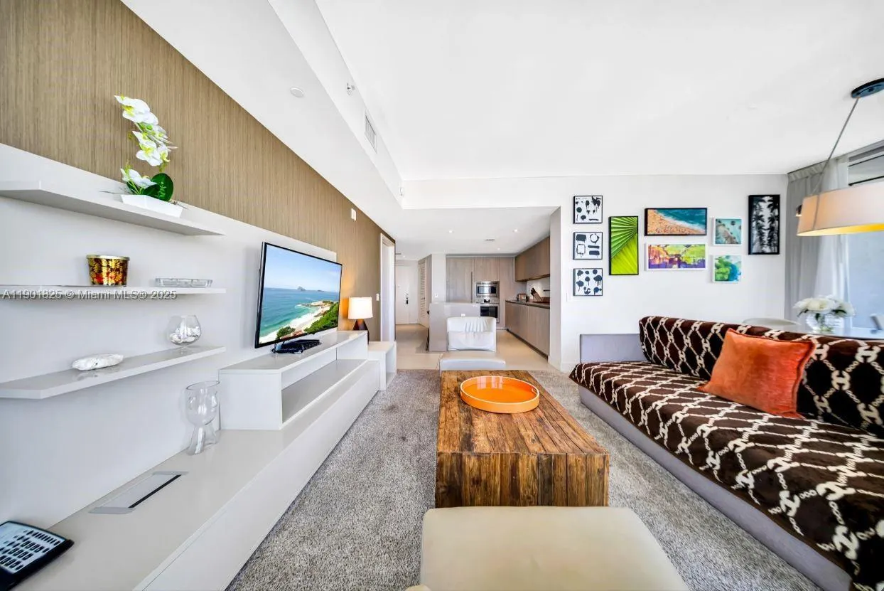 4111 S Ocean Dr, #1212