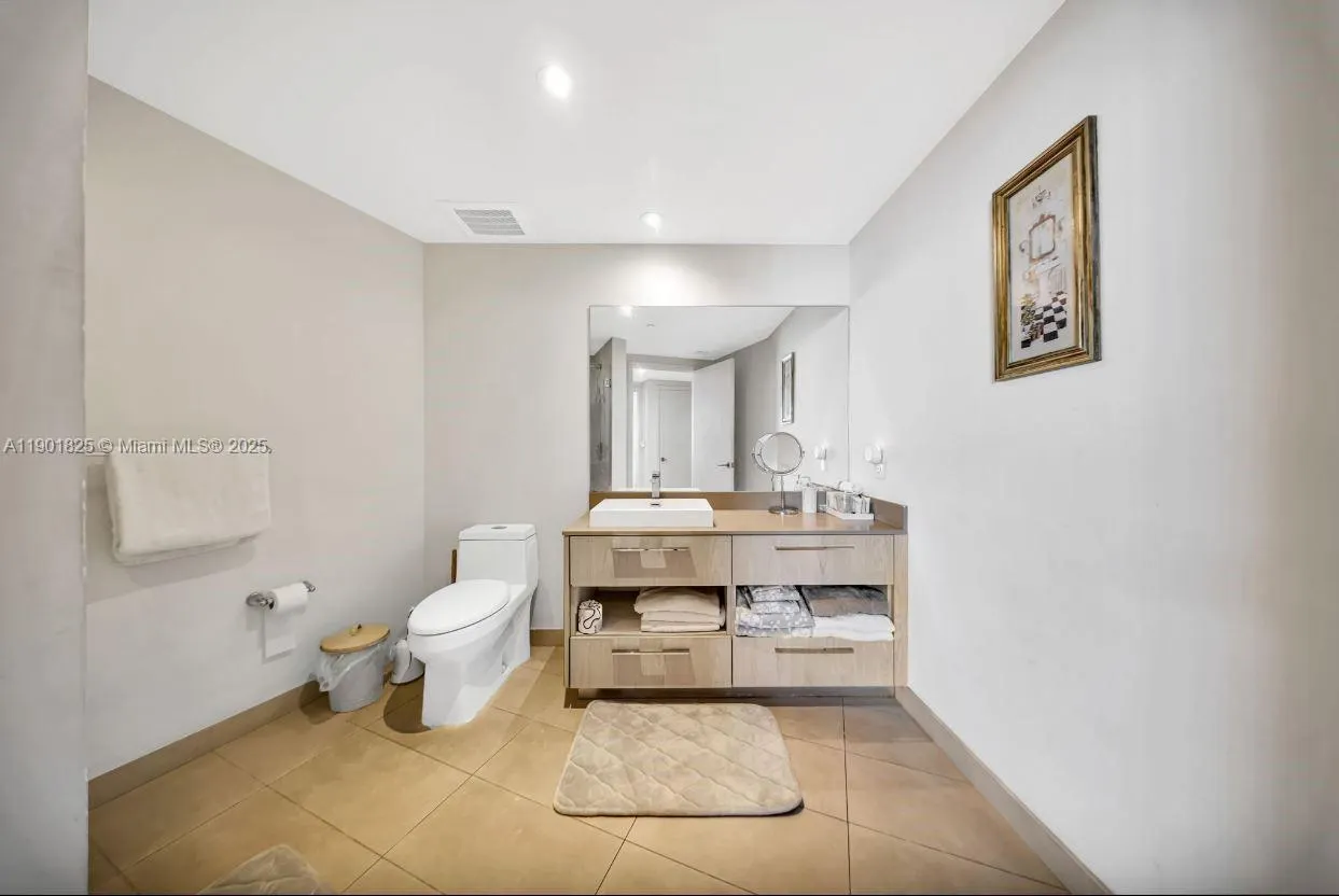 4111 S Ocean Dr, #1212