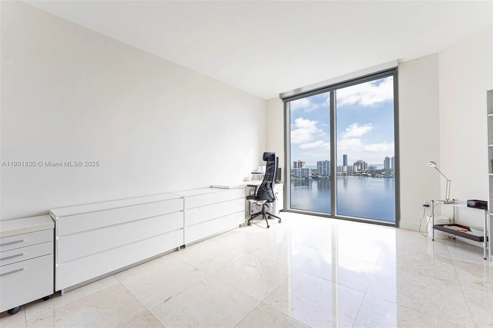 3301 NE 183rd St, #2405