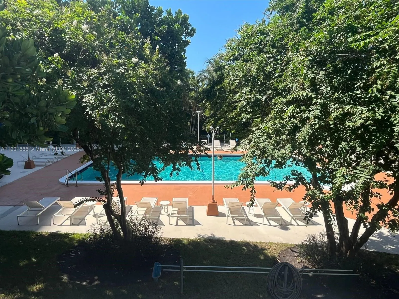 2851 NE 183rd St, #405E