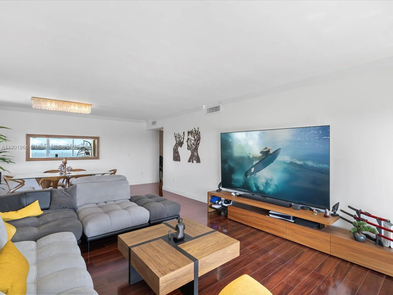 500 Bayview Dr, #1722