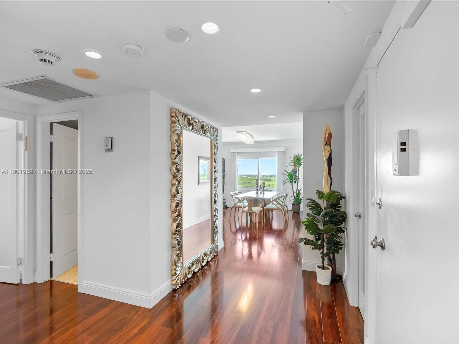 500 Bayview Dr, #1722