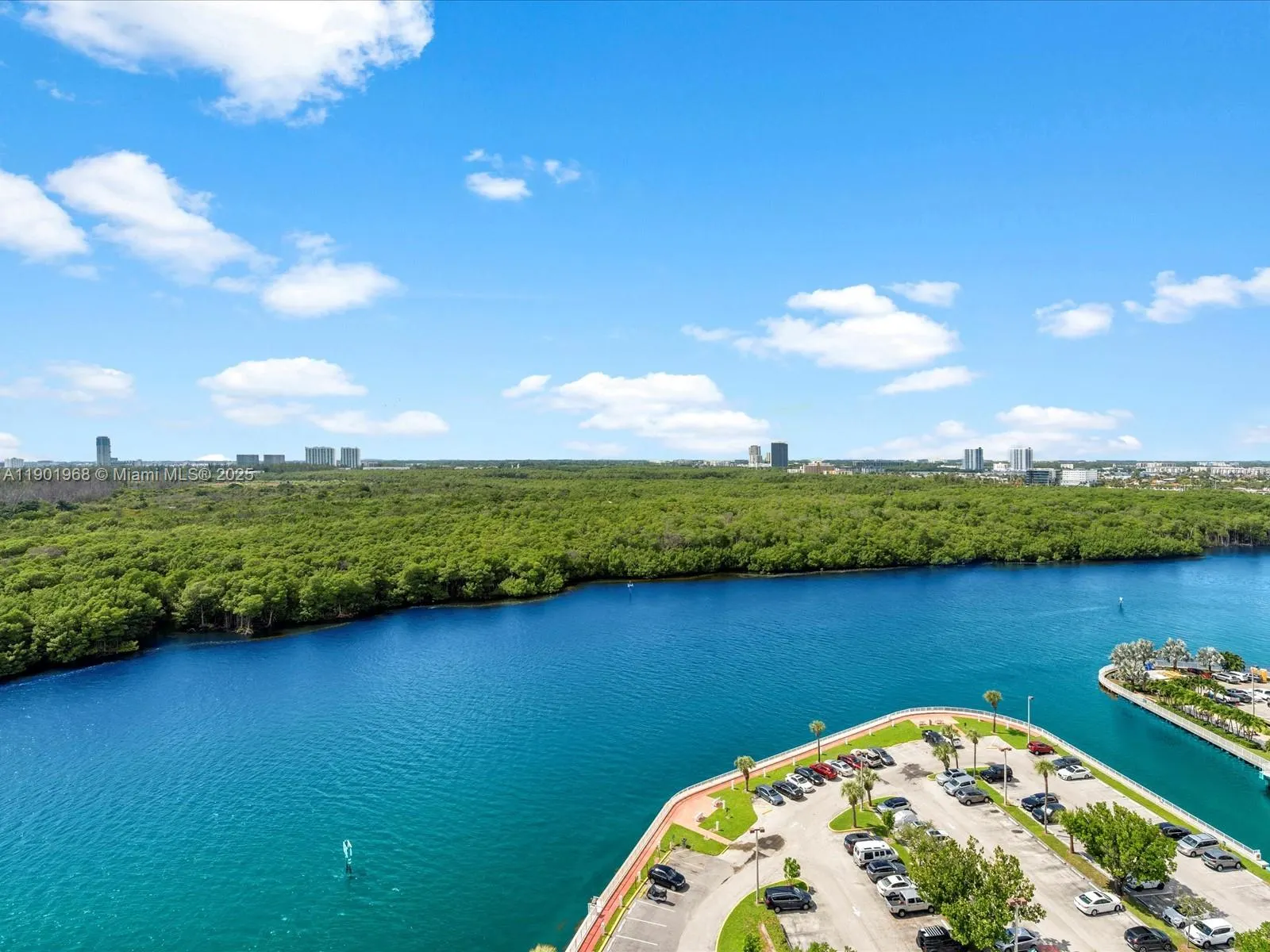 500 Bayview Dr, #1722