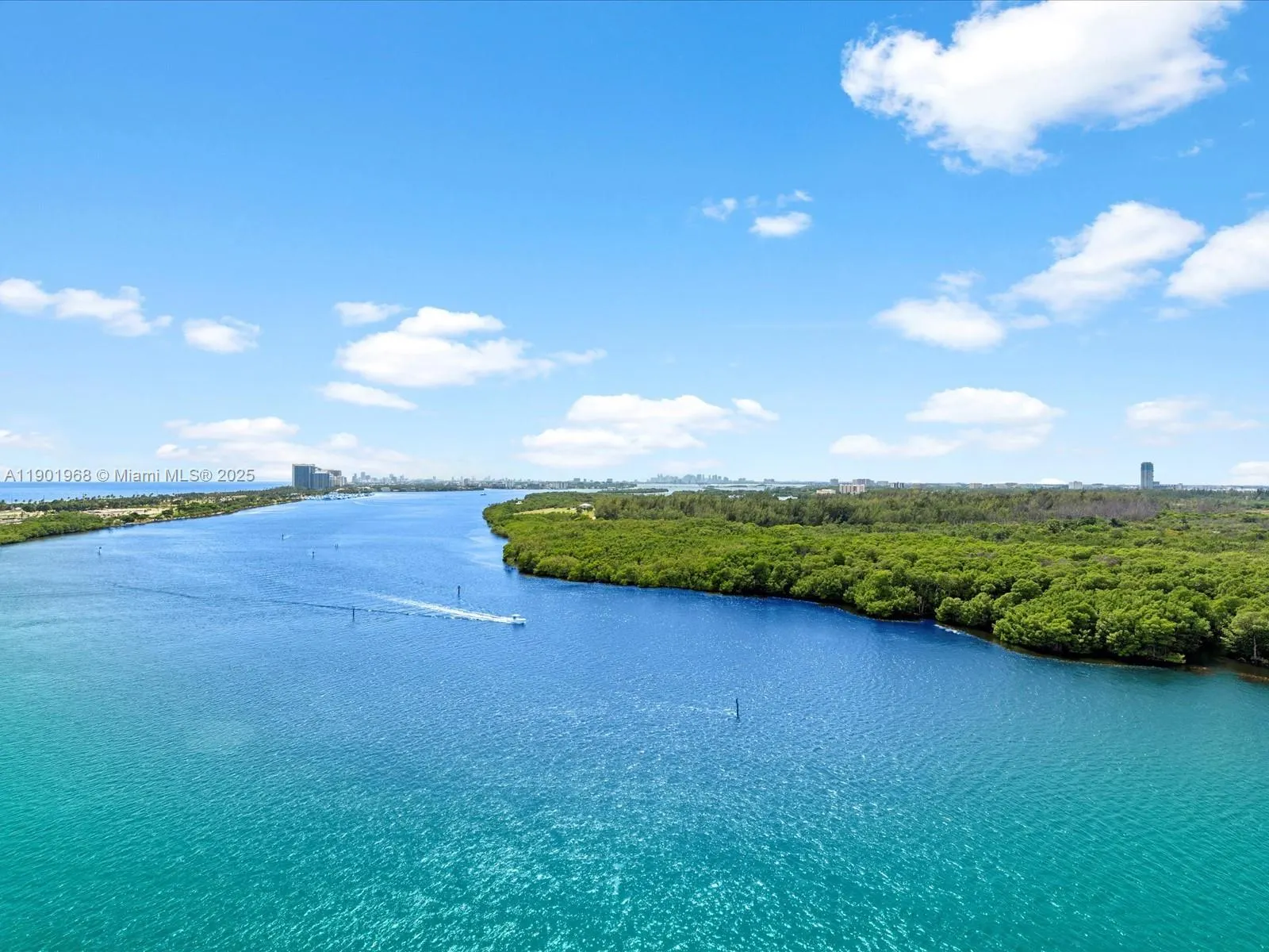 500 Bayview Dr, #1722