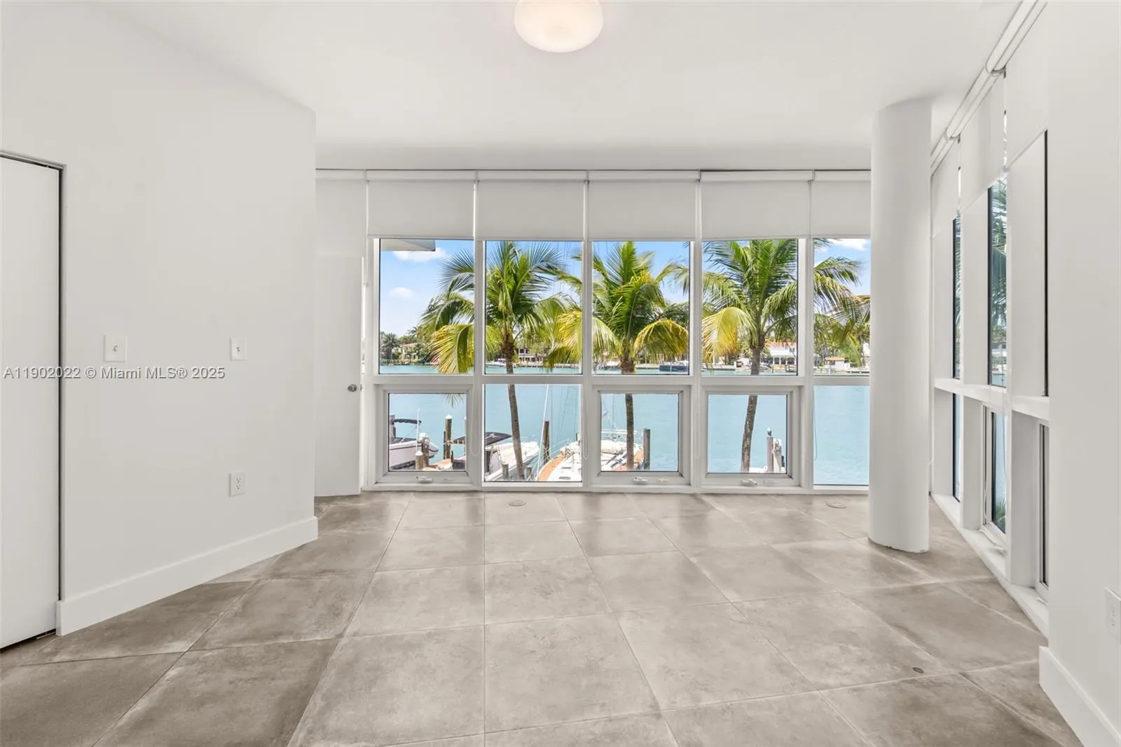 6580 Indian Creek Dr, #209