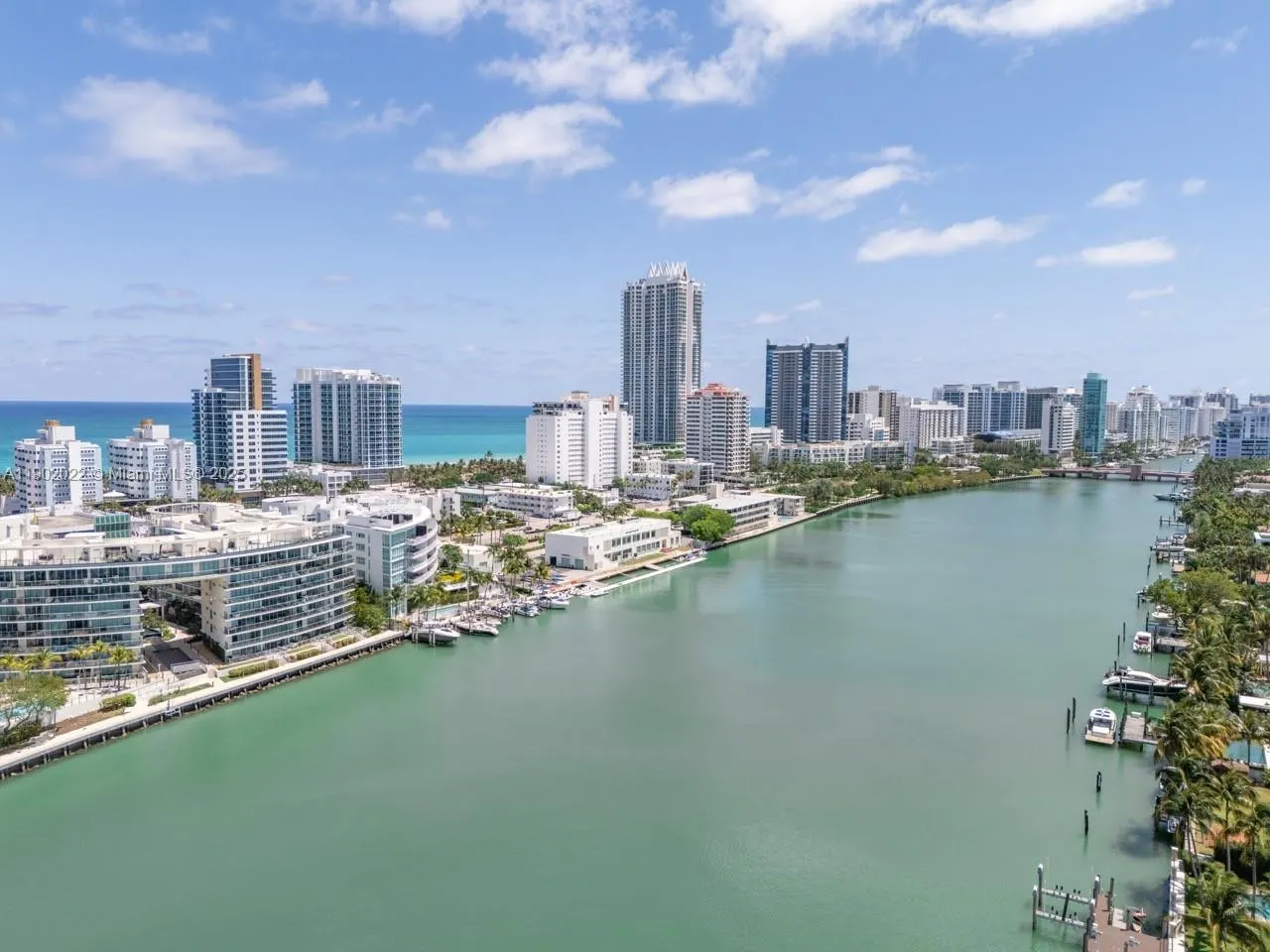 6580 Indian Creek Dr, #209