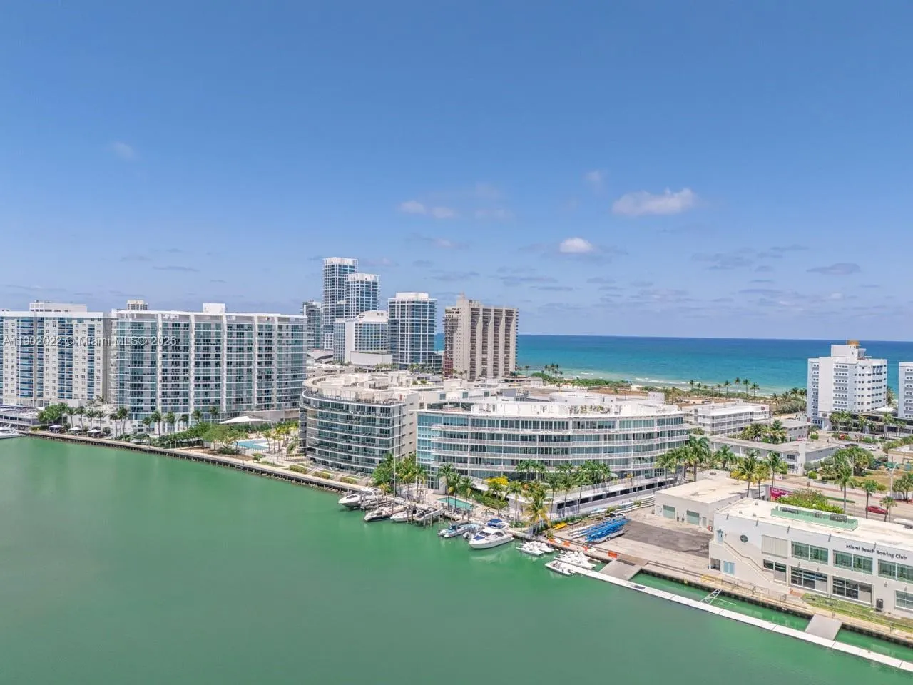 6580 Indian Creek Dr, #209