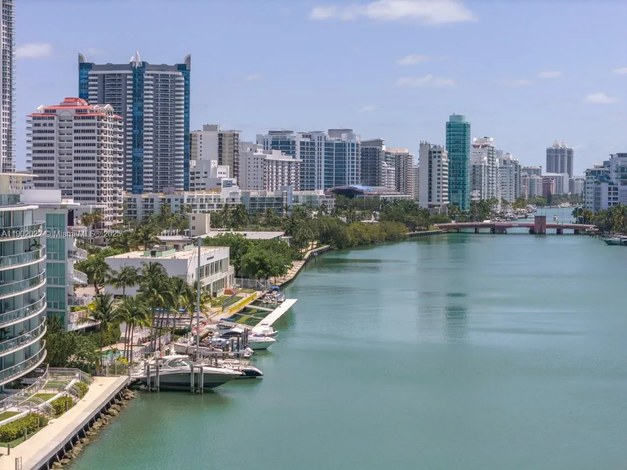 6580 Indian Creek Dr, #209