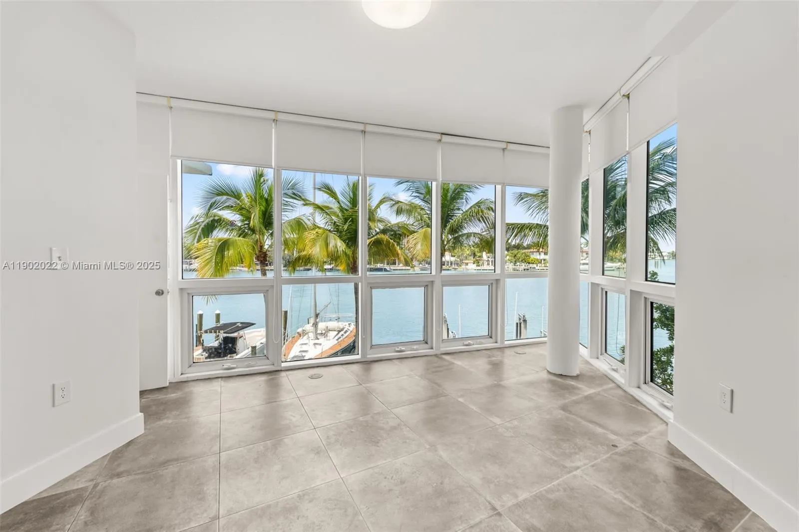 6580 Indian Creek Dr, #209