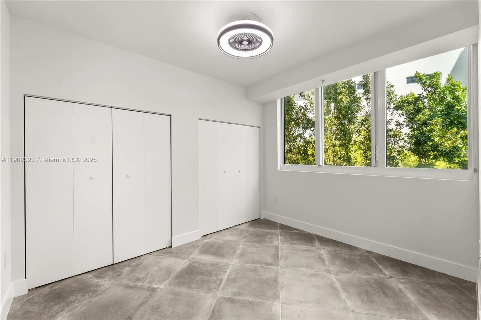 6580 Indian Creek Dr, #209