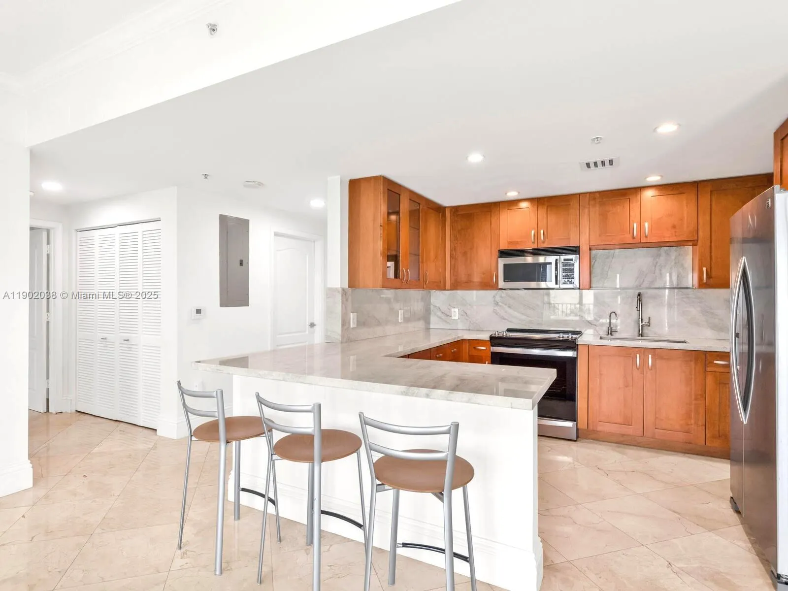 20 Calabria Ave, #505