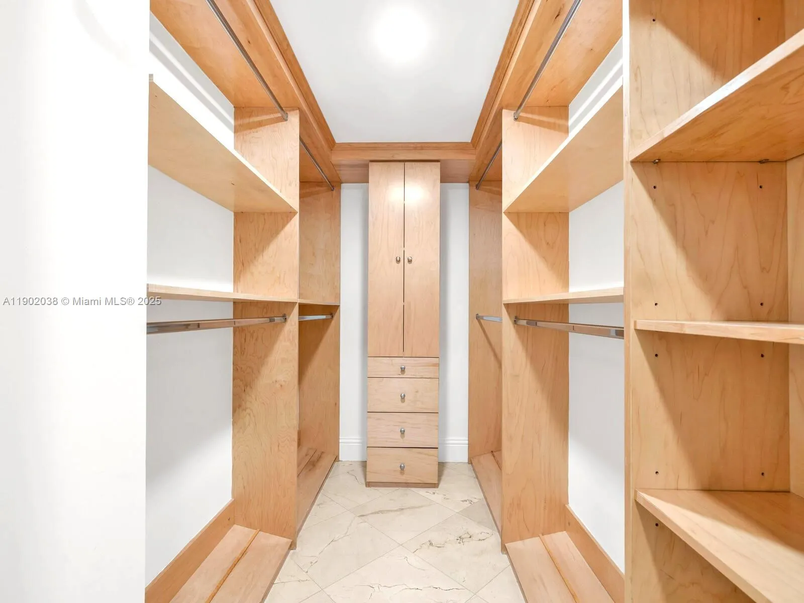 20 Calabria Ave, #505