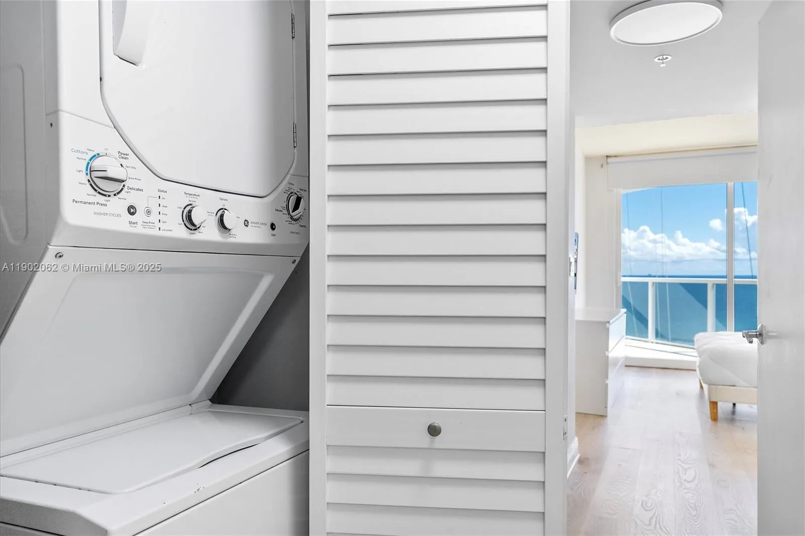 16699 Collins Ave, #2301