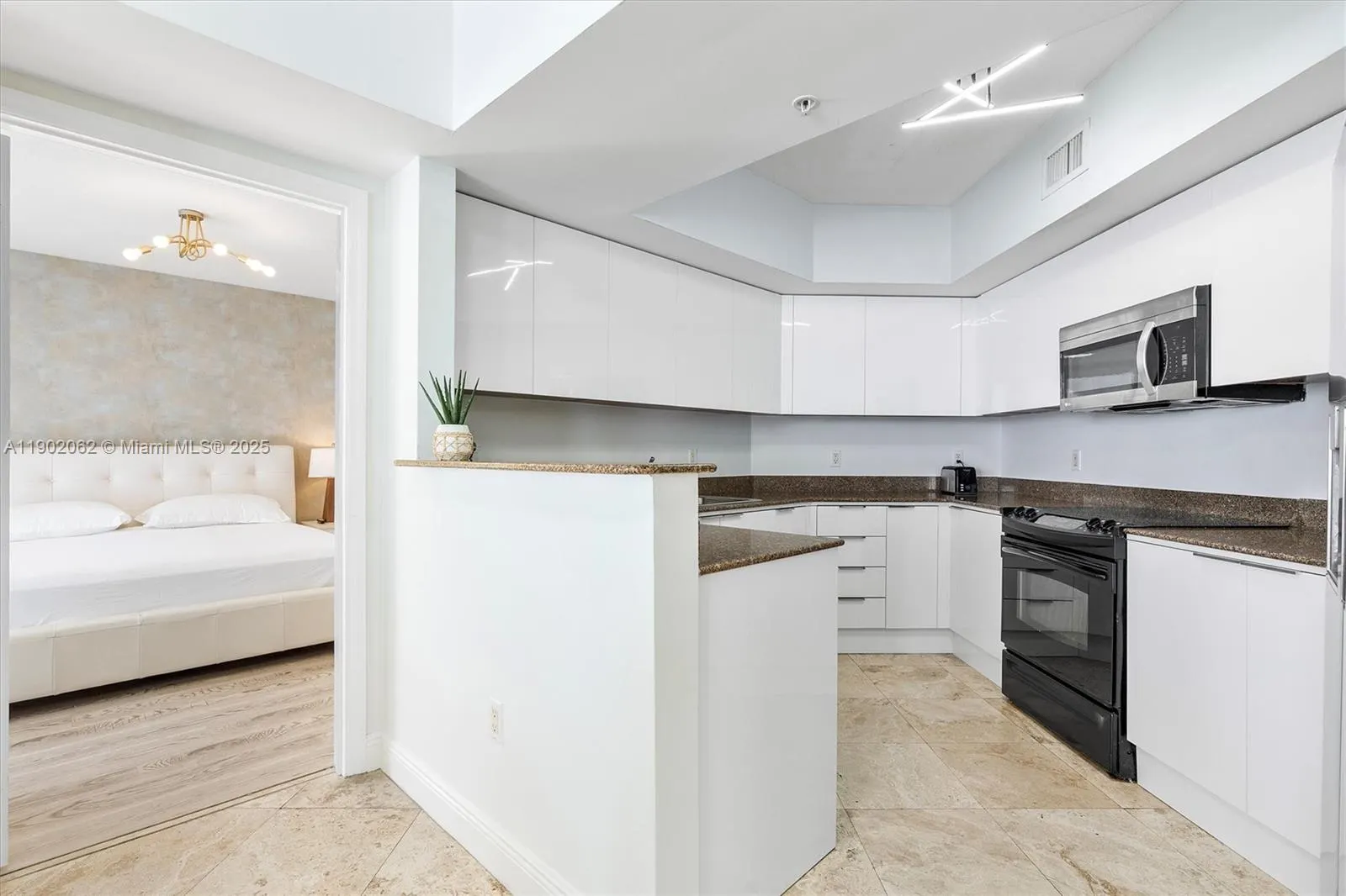 16699 Collins Ave, #2301