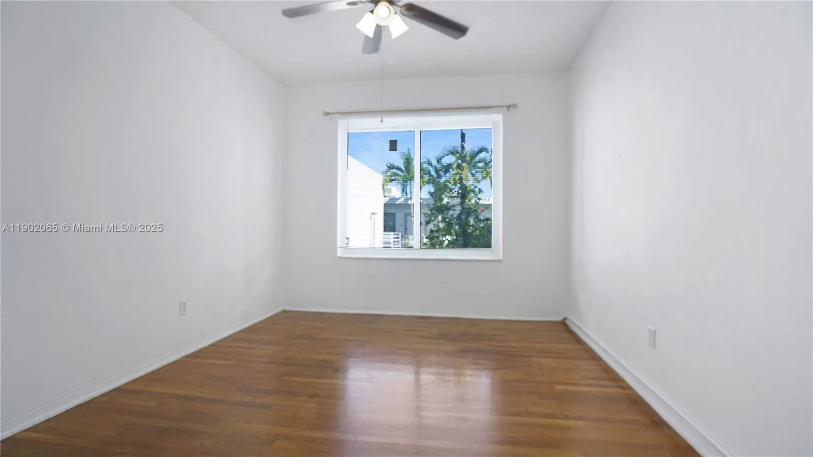 825 Jefferson Ave, #4