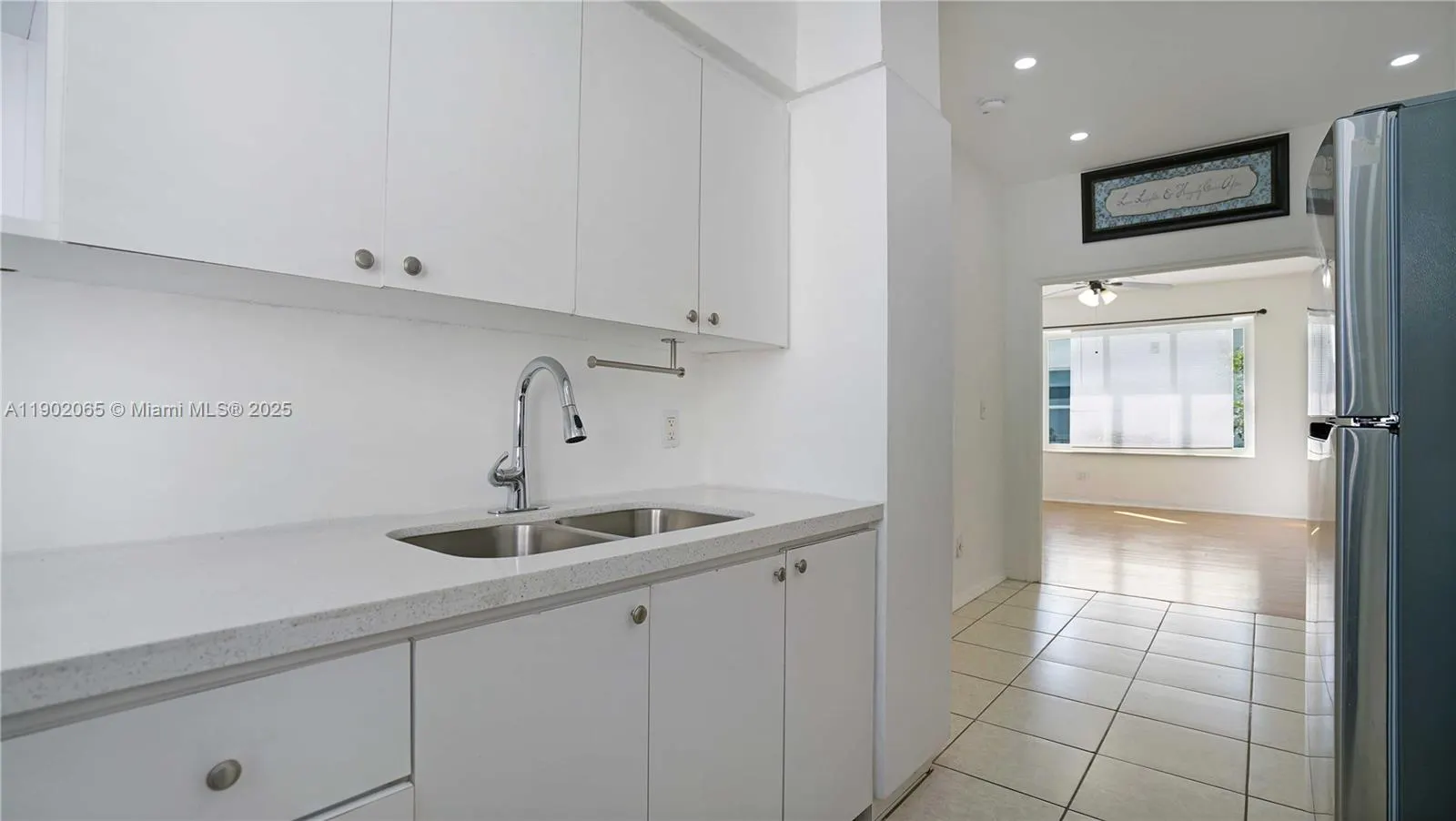 825 Jefferson Ave, #4