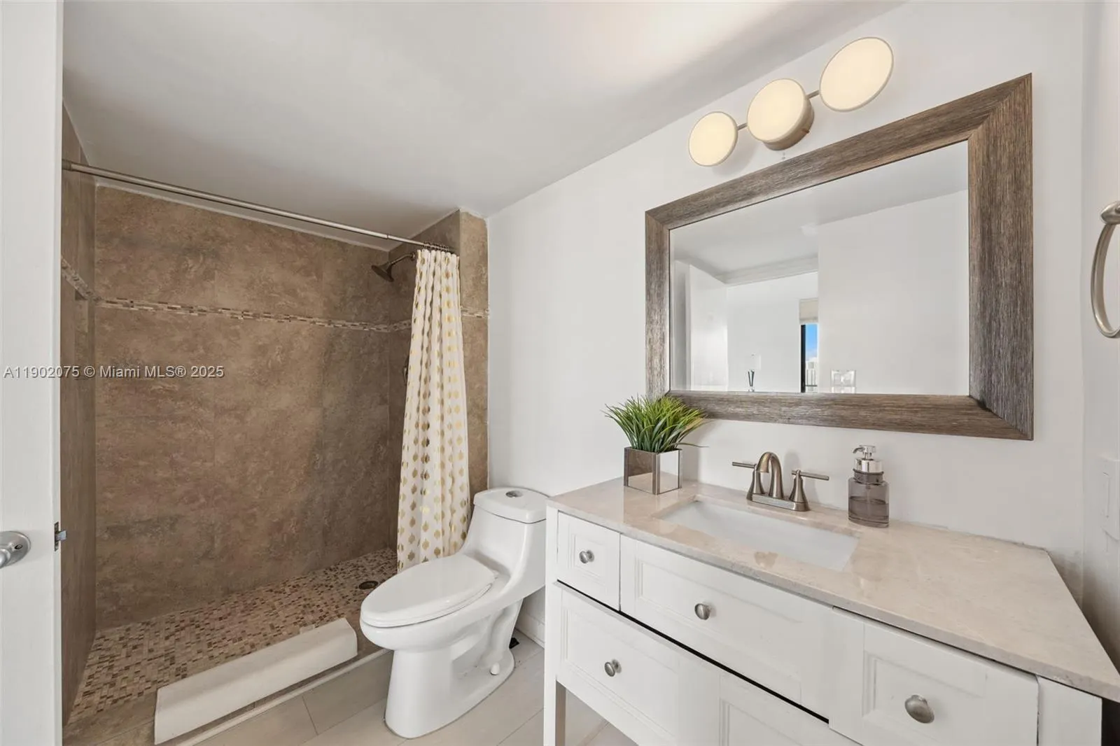 20505 E Country Club Drive, #1232