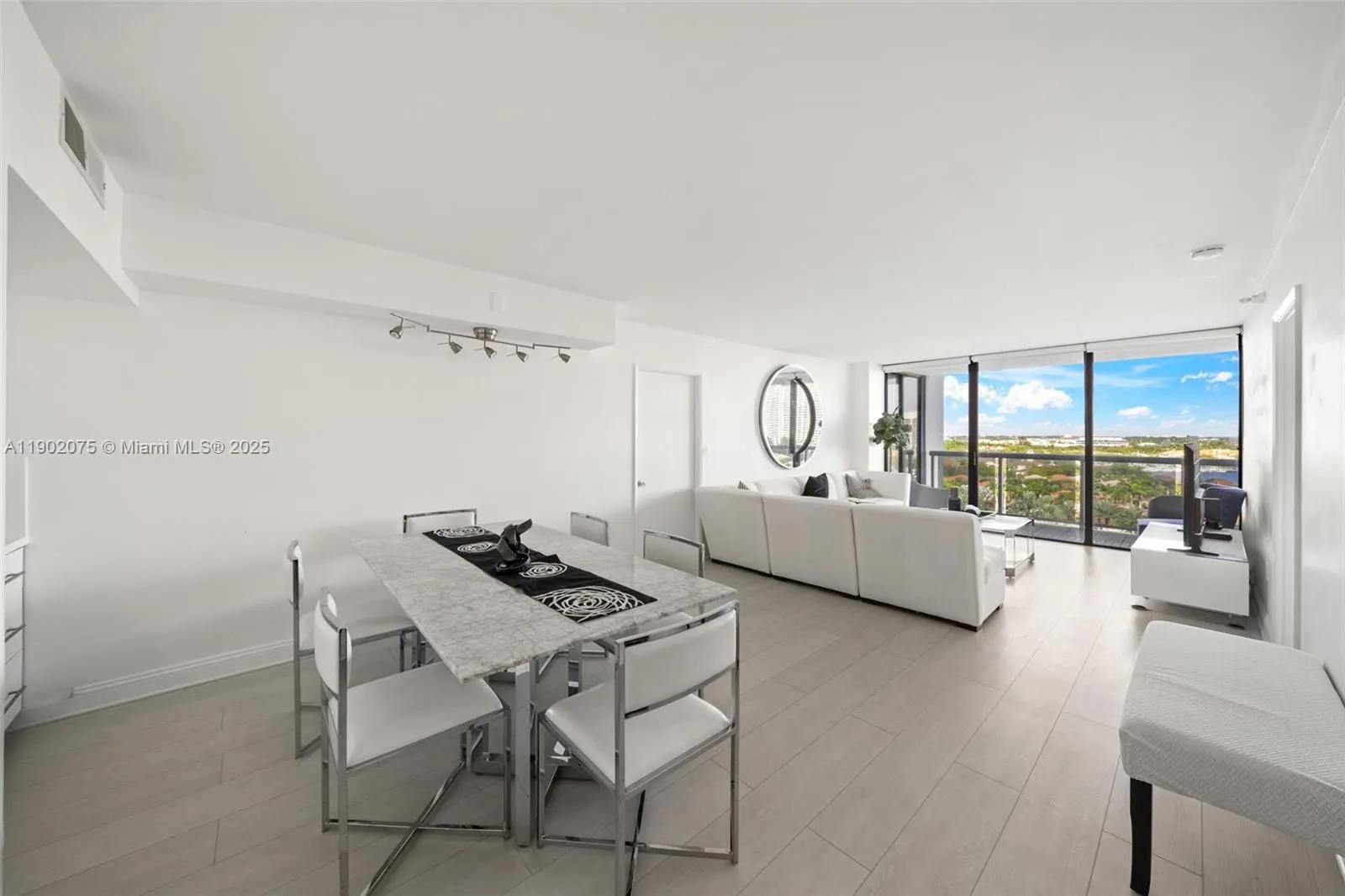 20505 E Country Club Drive, #1232