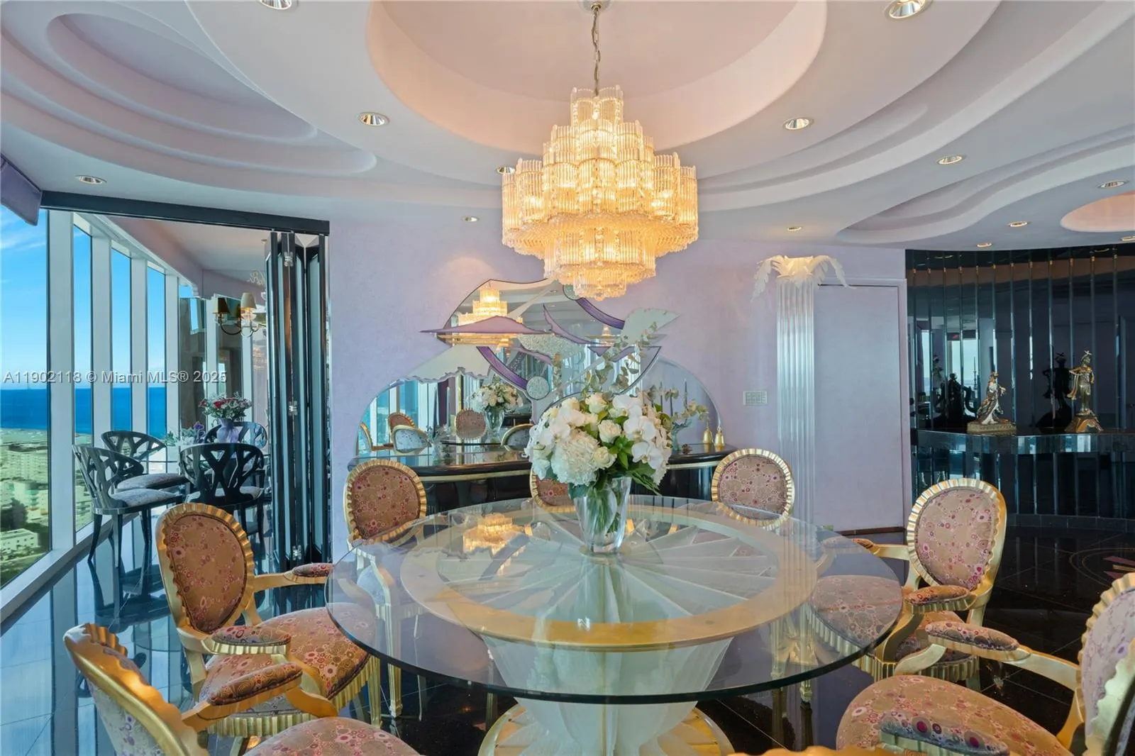 300 S Pointe Dr, #TH 3103