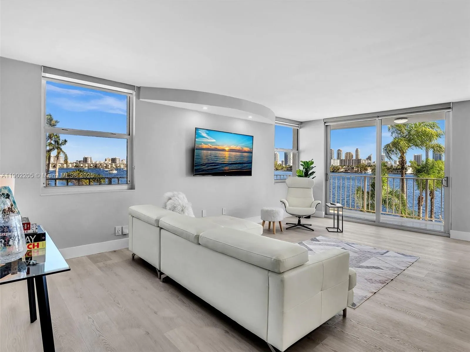 16570 NE 26th Ave, #3A