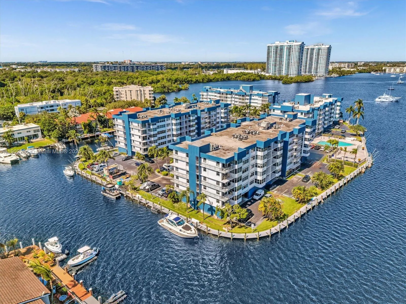 16570 NE 26th Ave, #3A