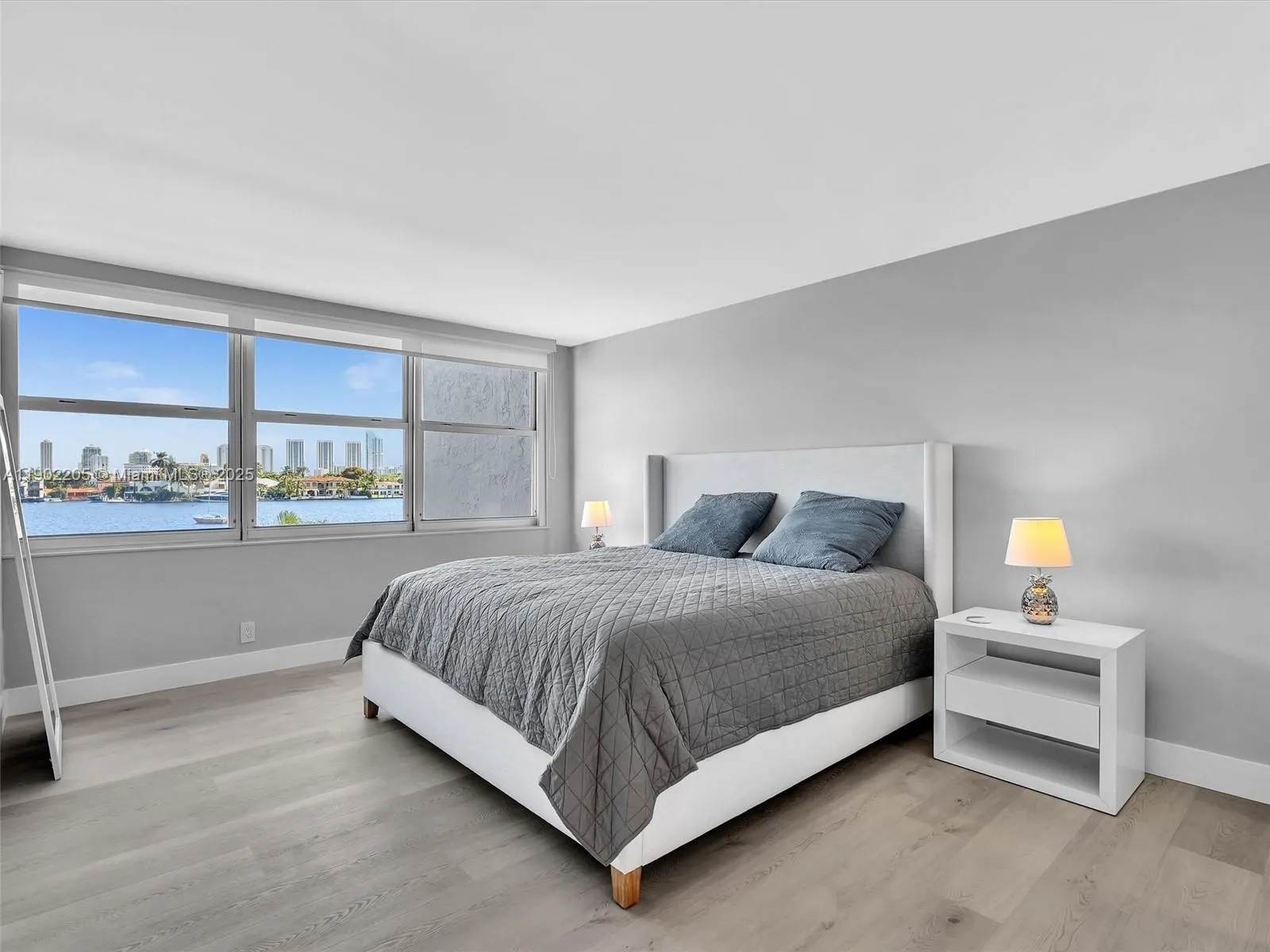 16570 NE 26th Ave, #3A