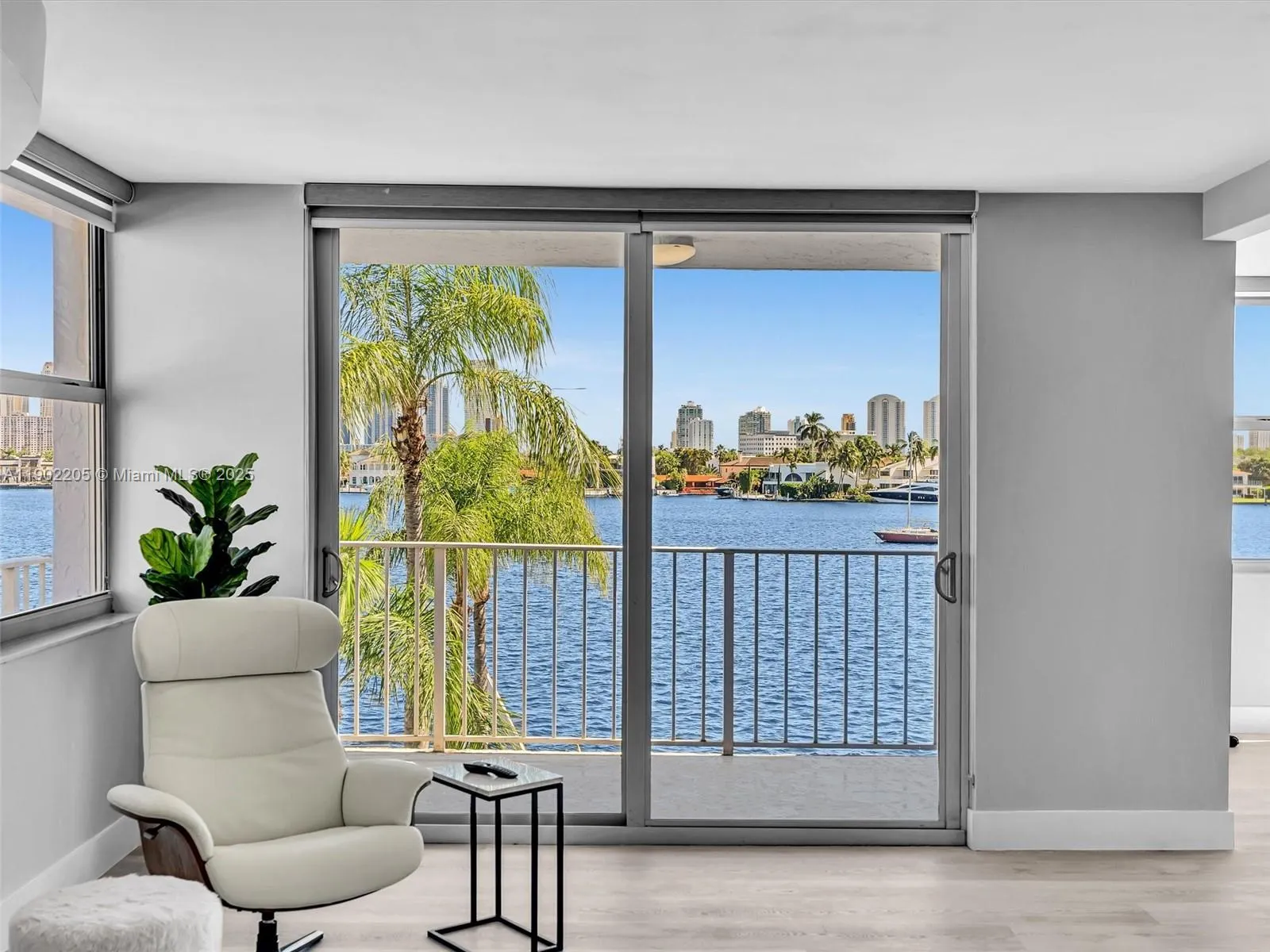 16570 NE 26th Ave, #3A