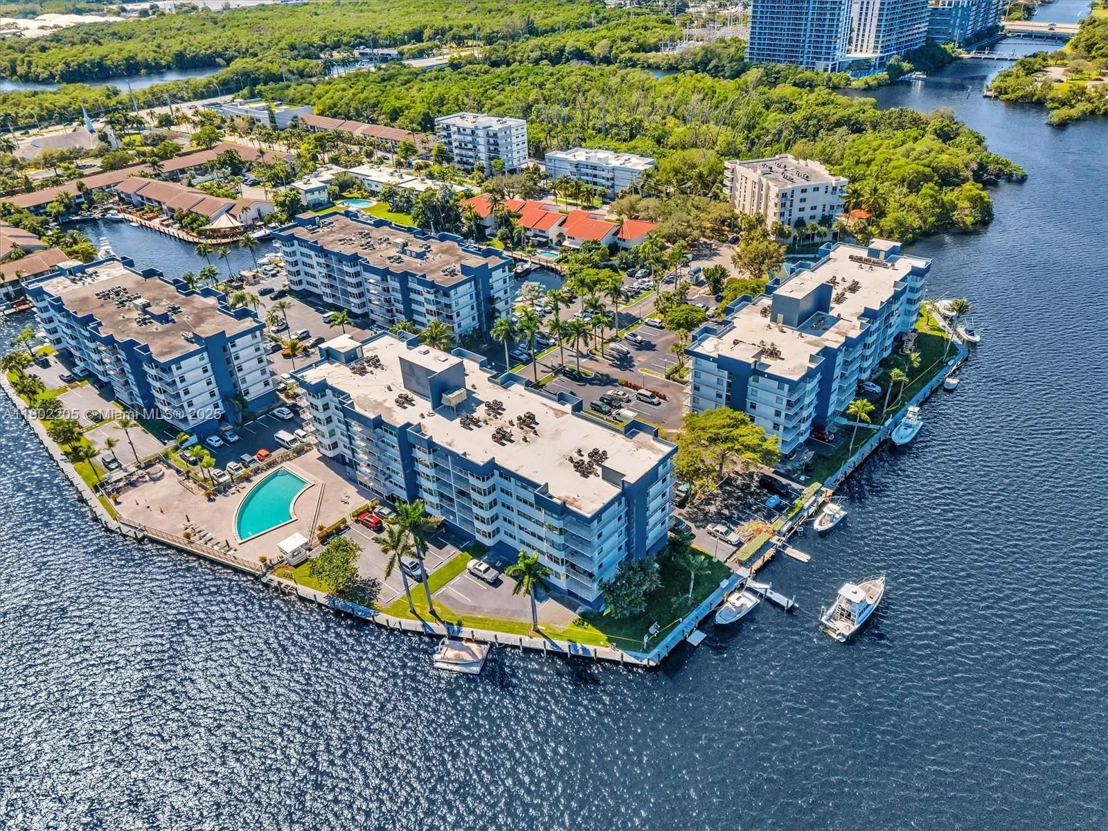 16570 NE 26th Ave, #3A