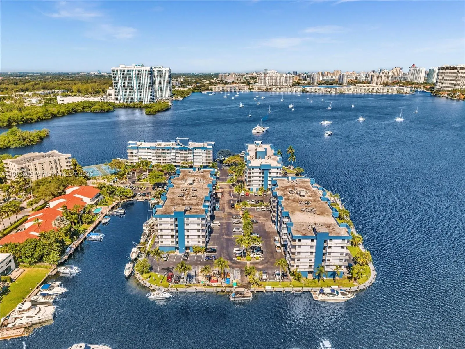 16570 NE 26th Ave, #3A