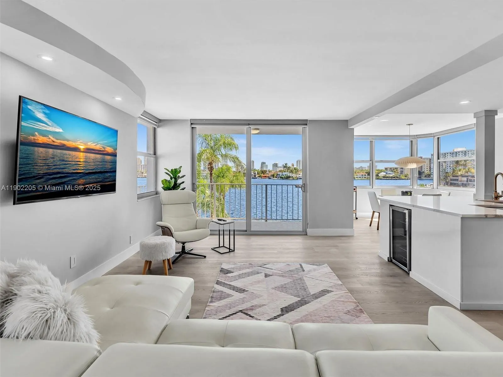 16570 NE 26th Ave, #3A