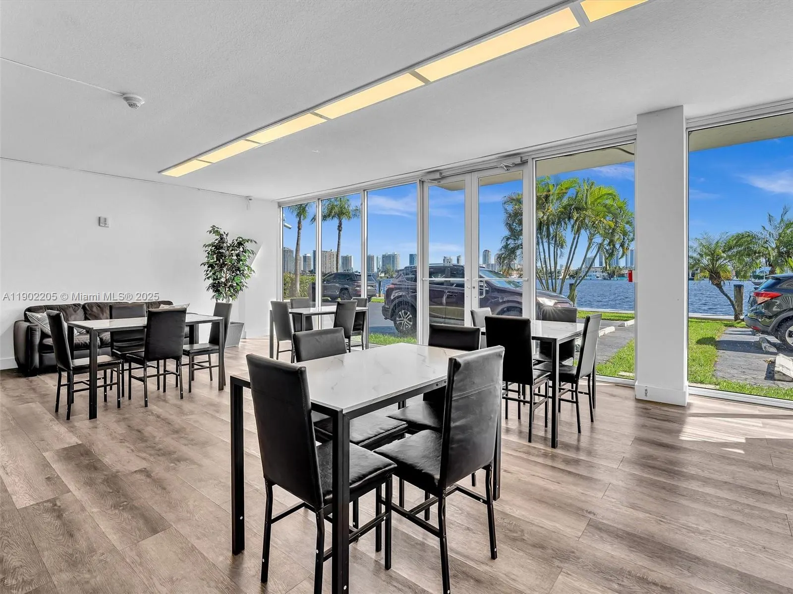 16570 NE 26th Ave, #3A