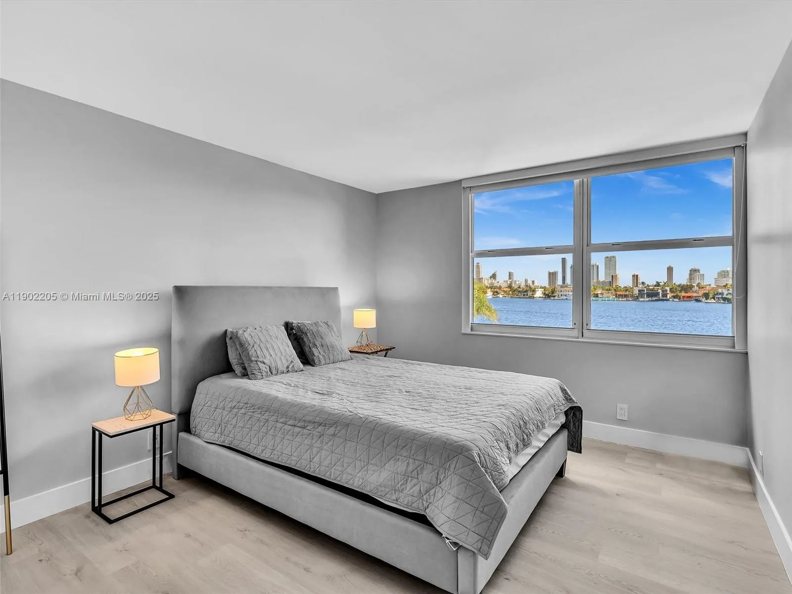 16570 NE 26th Ave, #3A