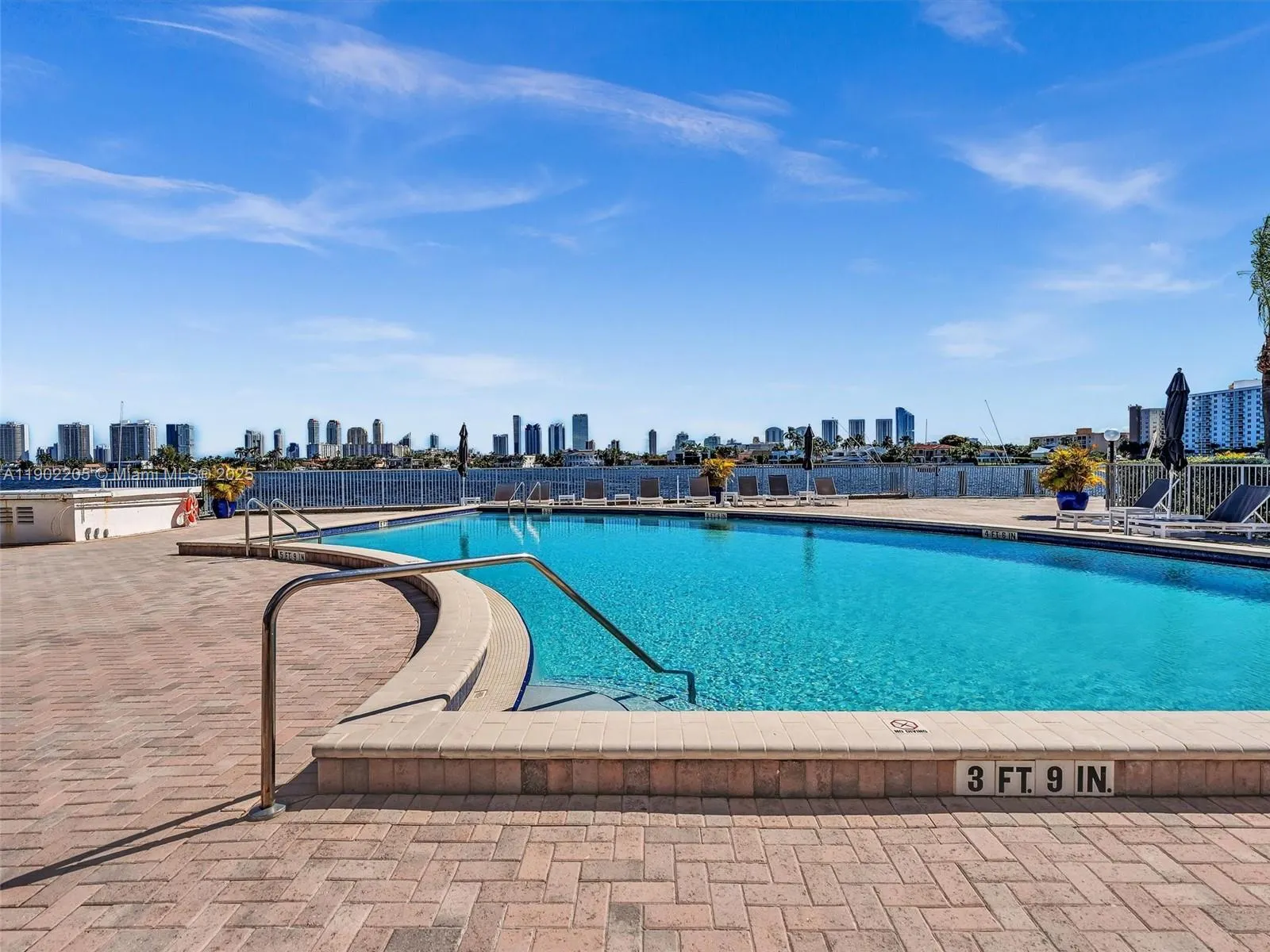 16570 NE 26th Ave, #3A