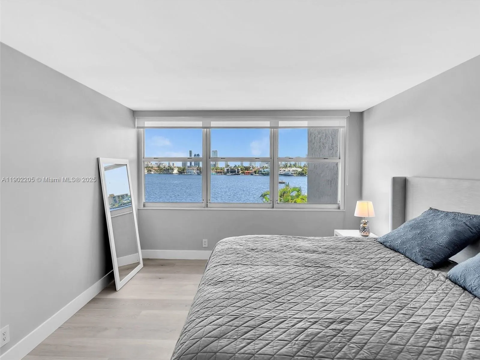 16570 NE 26th Ave, #3A