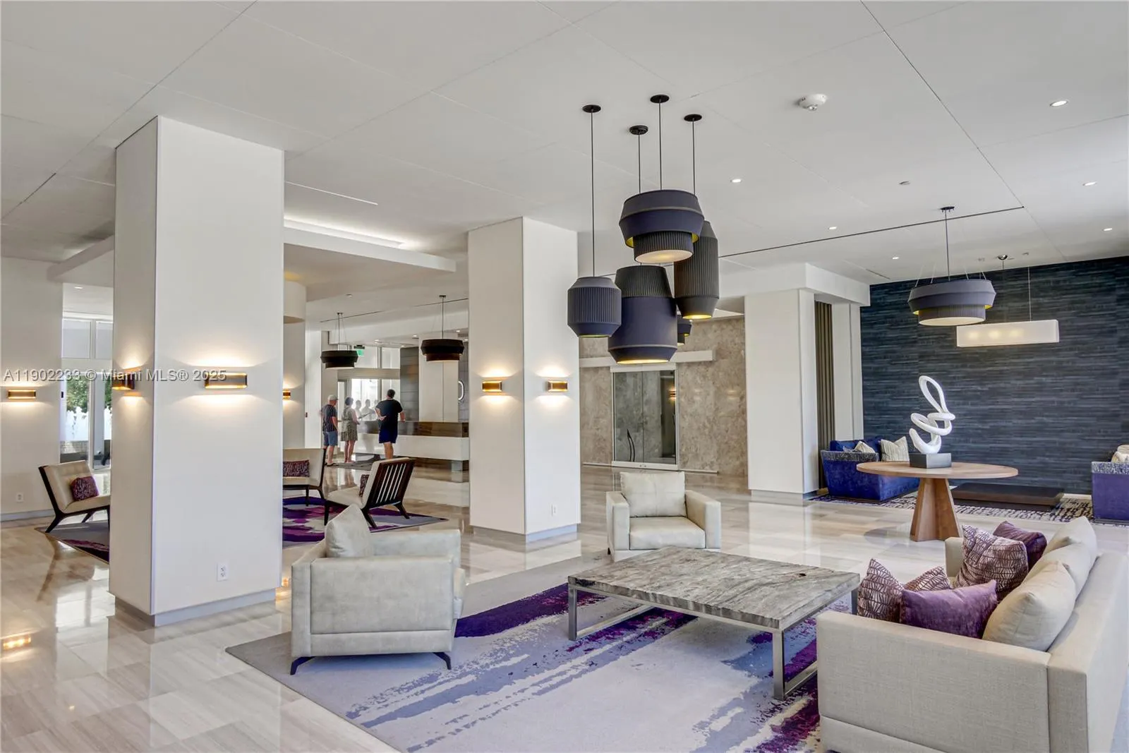 100 Bayview Dr, #1008